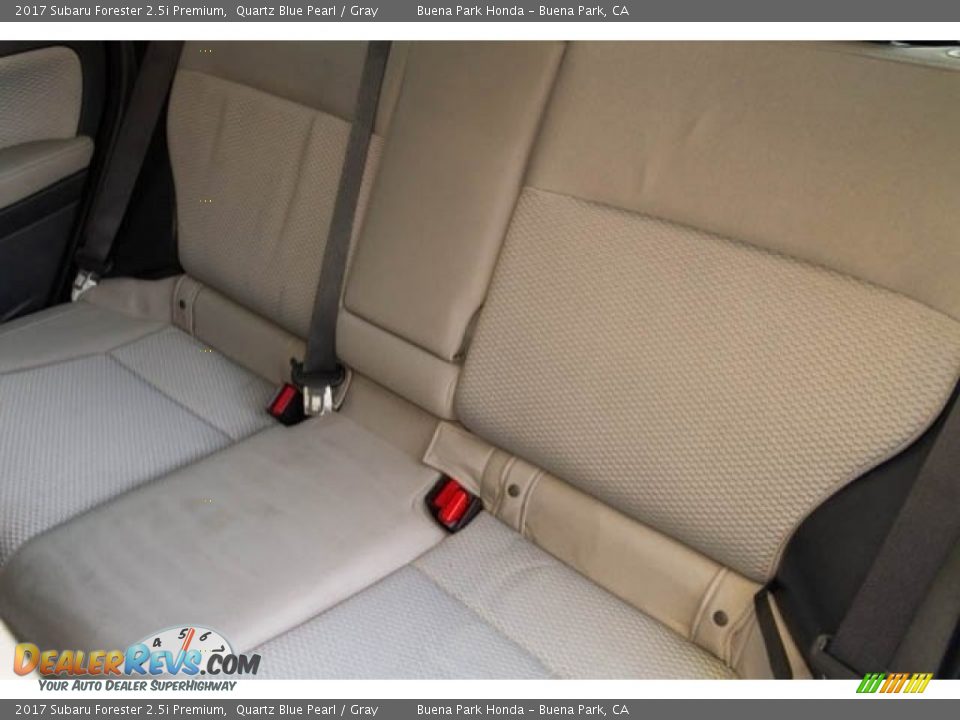 2017 Subaru Forester 2.5i Premium Quartz Blue Pearl / Gray Photo #18
