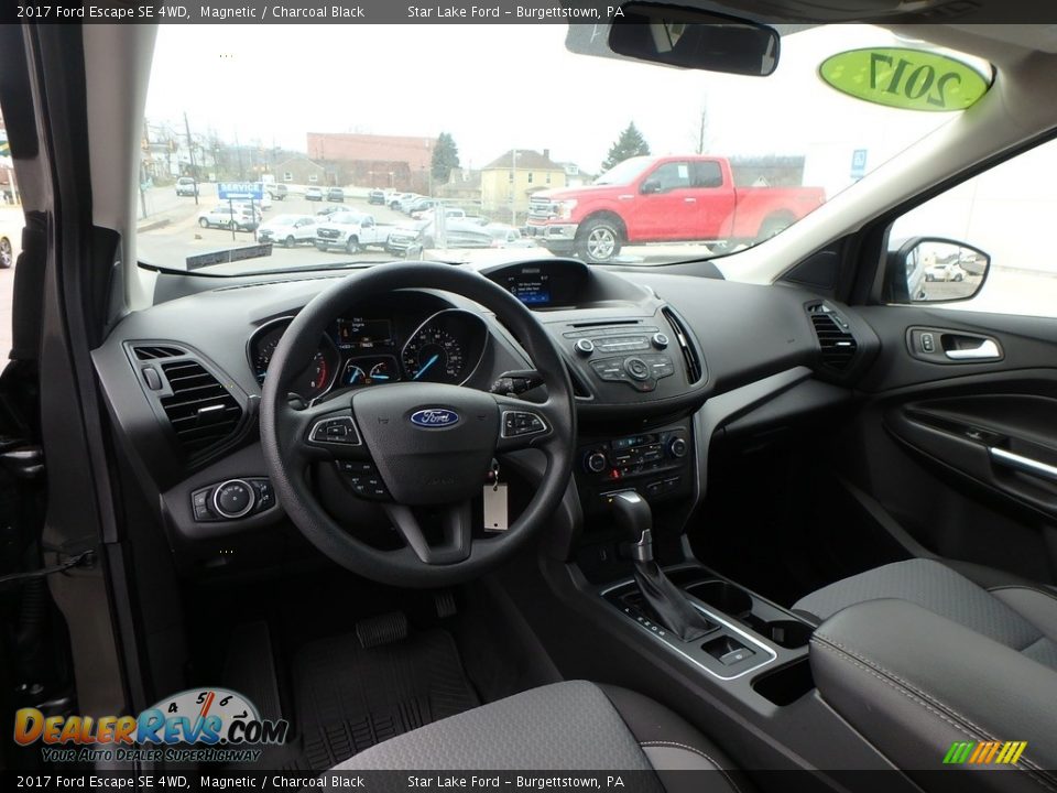 2017 Ford Escape SE 4WD Magnetic / Charcoal Black Photo #12