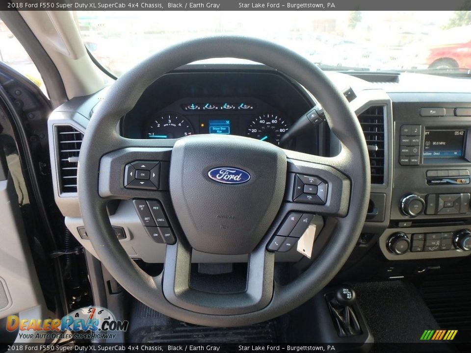 2018 Ford F550 Super Duty XL SuperCab 4x4 Chassis Steering Wheel Photo #17