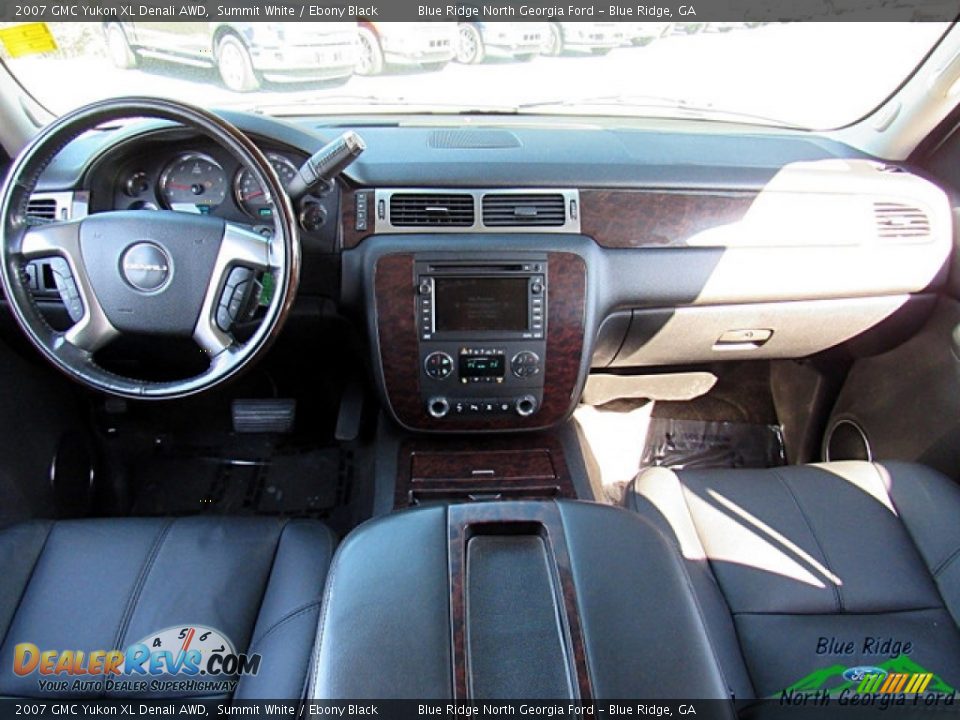 2007 GMC Yukon XL Denali AWD Summit White / Ebony Black Photo #22