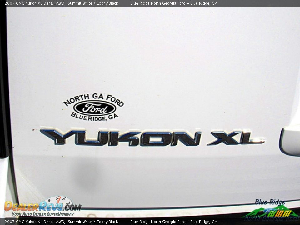 2007 GMC Yukon XL Denali AWD Summit White / Ebony Black Photo #33