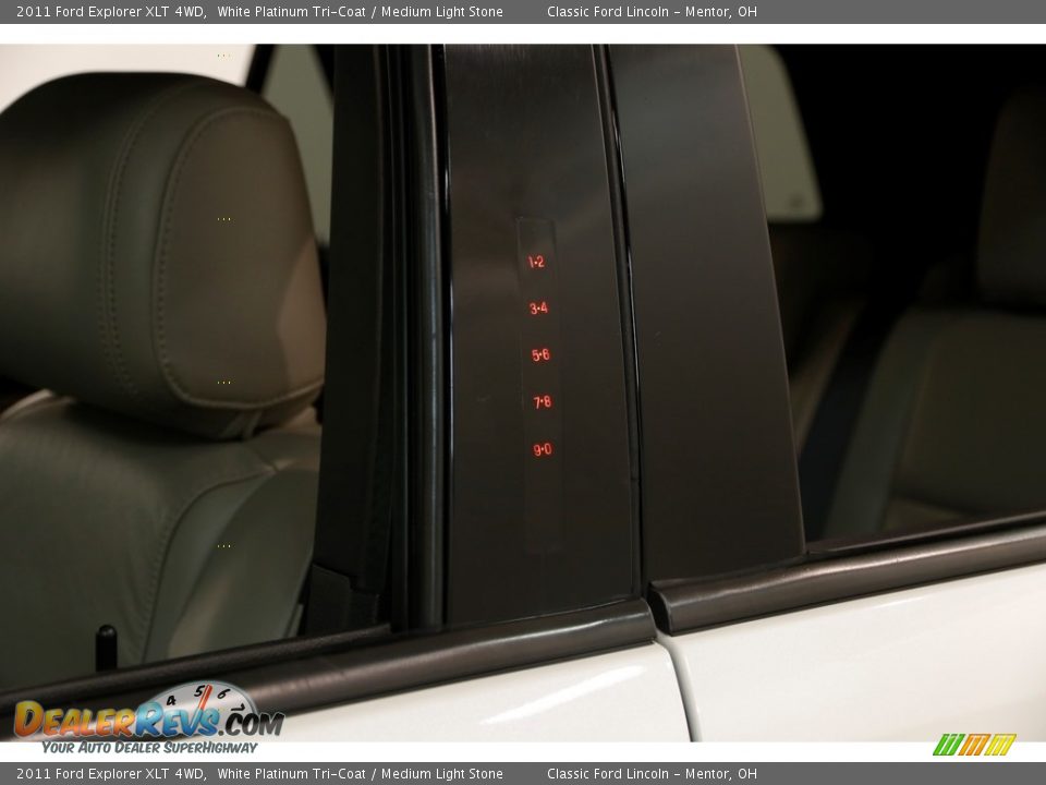 2011 Ford Explorer XLT 4WD White Platinum Tri-Coat / Medium Light Stone Photo #4