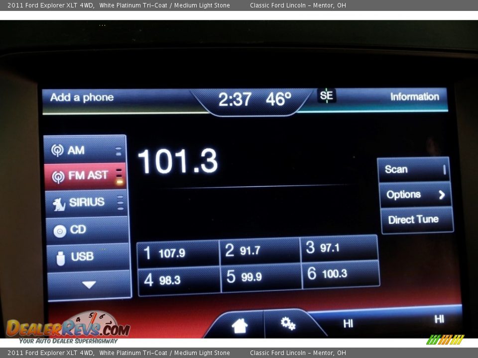 2011 Ford Explorer XLT 4WD White Platinum Tri-Coat / Medium Light Stone Photo #13