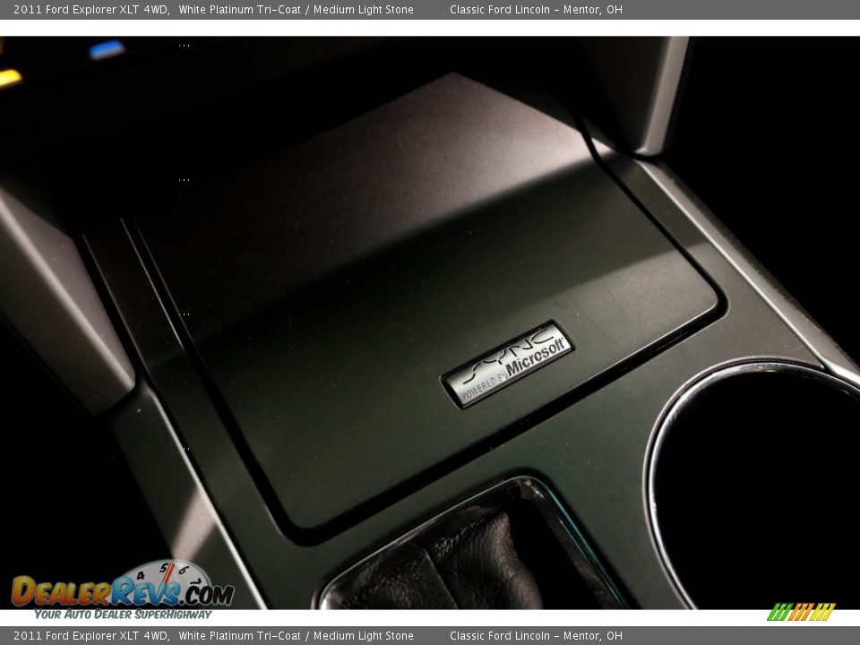 2011 Ford Explorer XLT 4WD White Platinum Tri-Coat / Medium Light Stone Photo #17