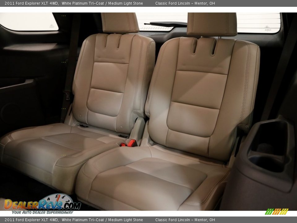 2011 Ford Explorer XLT 4WD White Platinum Tri-Coat / Medium Light Stone Photo #23