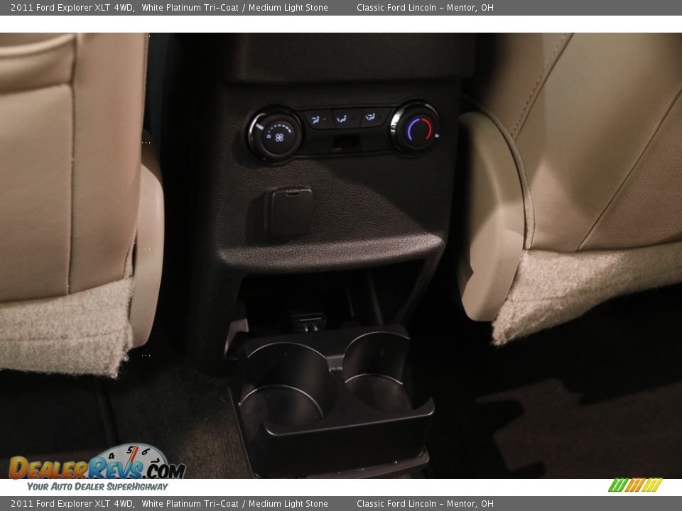 2011 Ford Explorer XLT 4WD White Platinum Tri-Coat / Medium Light Stone Photo #24