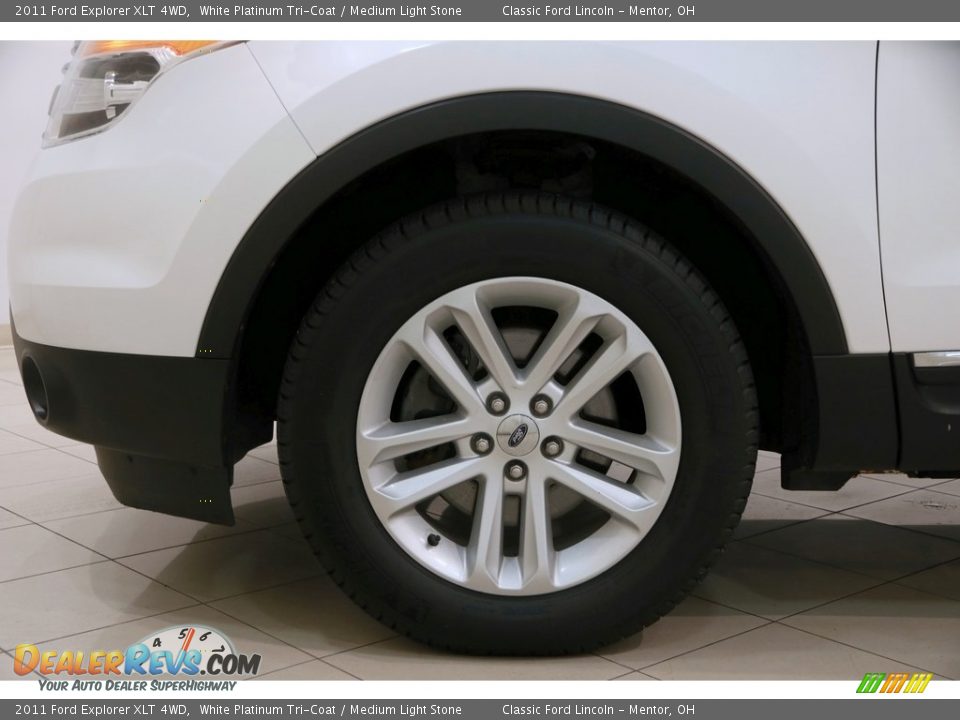 2011 Ford Explorer XLT 4WD White Platinum Tri-Coat / Medium Light Stone Photo #27