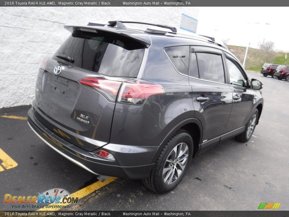 2016 Toyota RAV4 XLE AWD Magnetic Gray Metallic / Black Photo #10