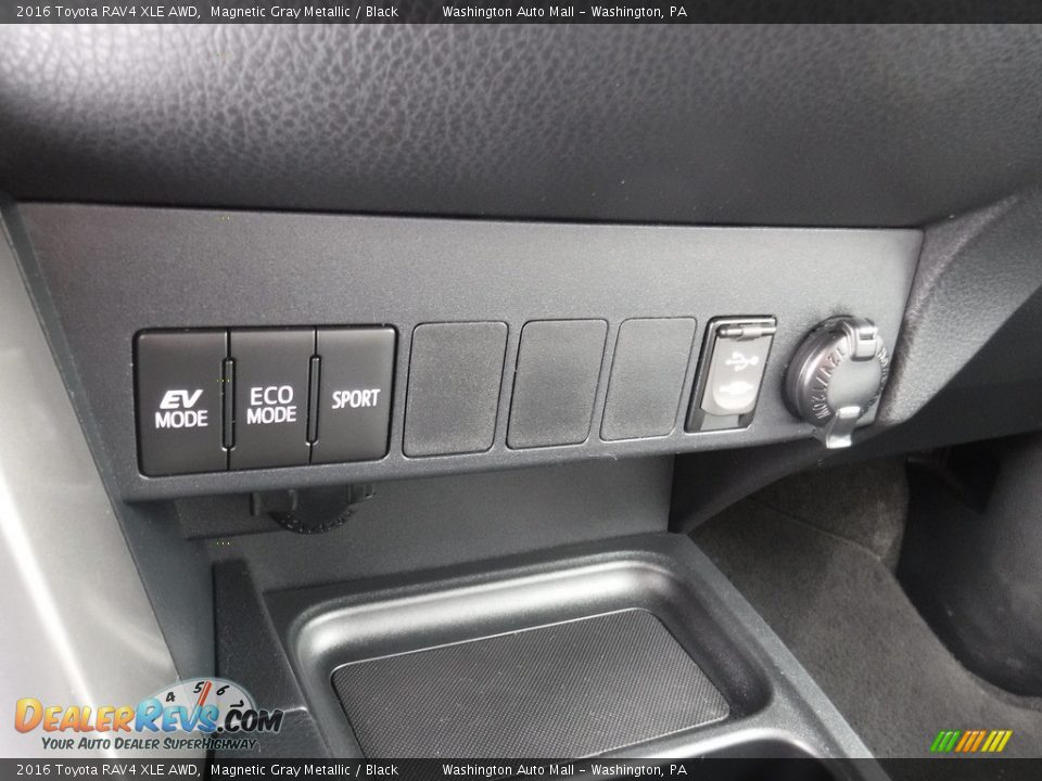 2016 Toyota RAV4 XLE AWD Magnetic Gray Metallic / Black Photo #21