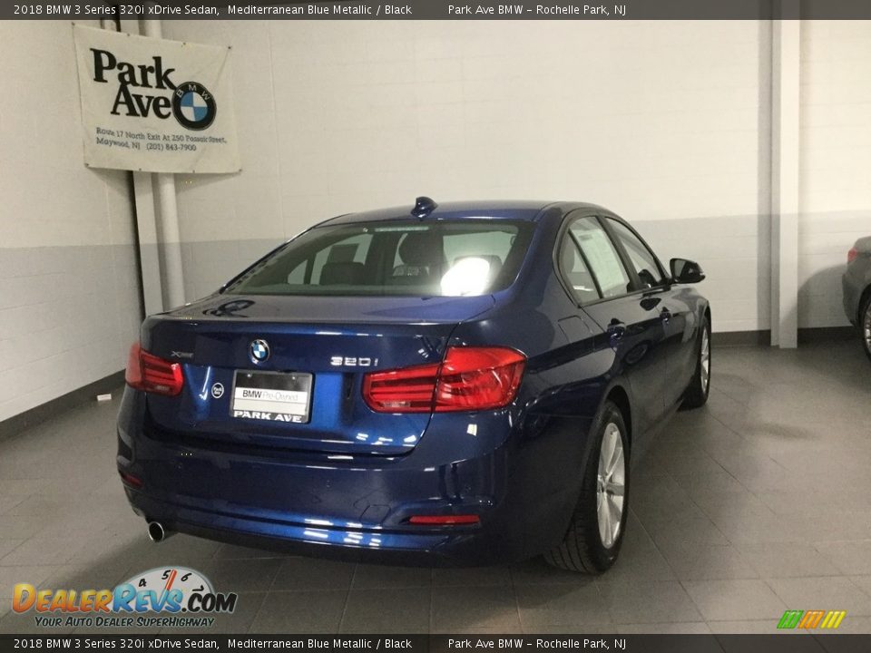 2018 BMW 3 Series 320i xDrive Sedan Mediterranean Blue Metallic / Black Photo #5