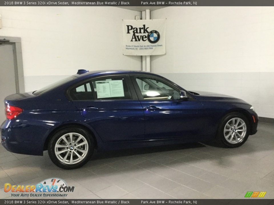 2018 BMW 3 Series 320i xDrive Sedan Mediterranean Blue Metallic / Black Photo #6