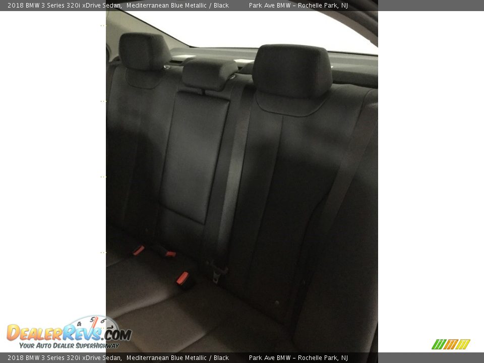 2018 BMW 3 Series 320i xDrive Sedan Mediterranean Blue Metallic / Black Photo #13