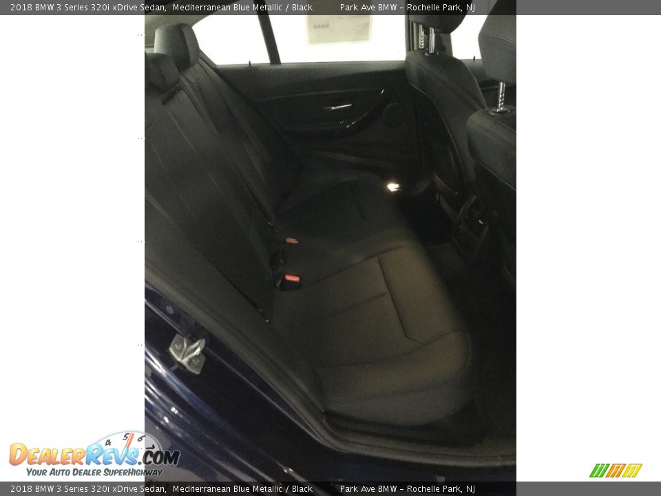 2018 BMW 3 Series 320i xDrive Sedan Mediterranean Blue Metallic / Black Photo #20