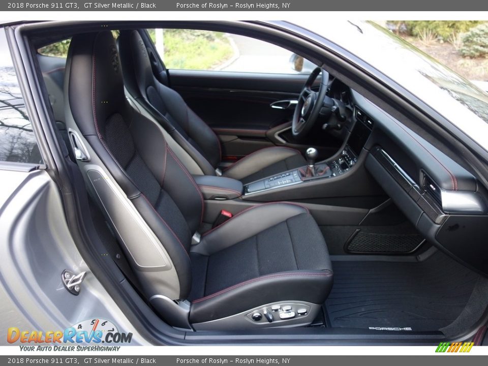 Front Seat of 2018 Porsche 911 GT3 Photo #16