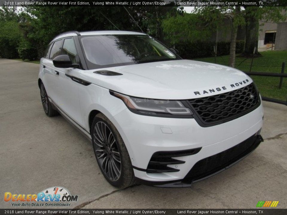 2018 Land Rover Range Rover Velar First Edition Yulong White Metallic / Light Oyster/Ebony Photo #2