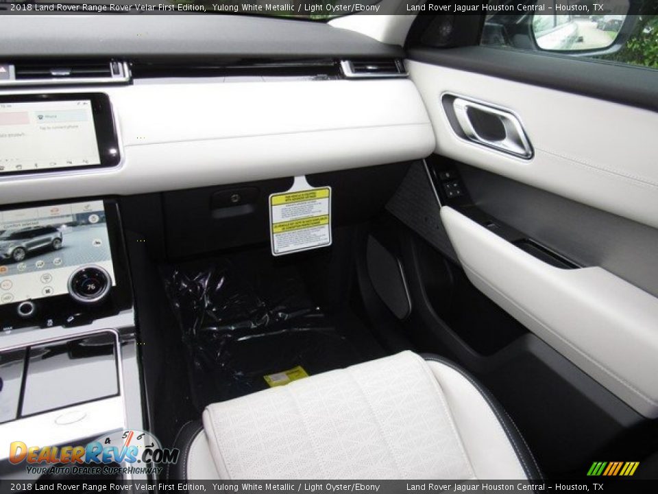 2018 Land Rover Range Rover Velar First Edition Yulong White Metallic / Light Oyster/Ebony Photo #15