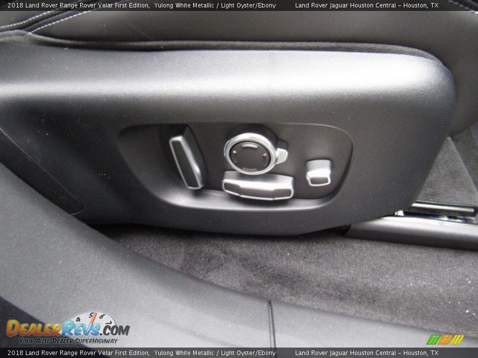 2018 Land Rover Range Rover Velar First Edition Yulong White Metallic / Light Oyster/Ebony Photo #19