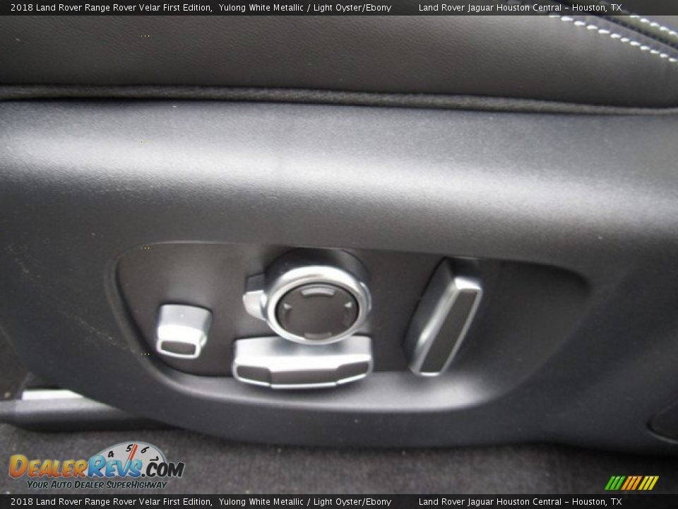 2018 Land Rover Range Rover Velar First Edition Yulong White Metallic / Light Oyster/Ebony Photo #25