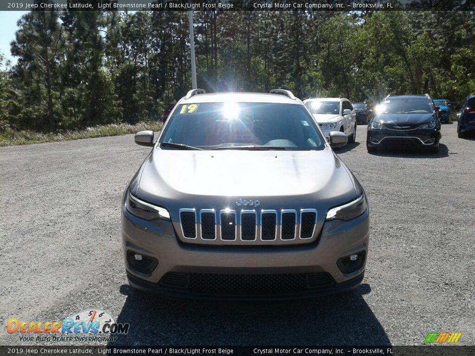 2019 Jeep Cherokee Latitude Light Brownstone Pearl / Black/Light Frost Beige Photo #8