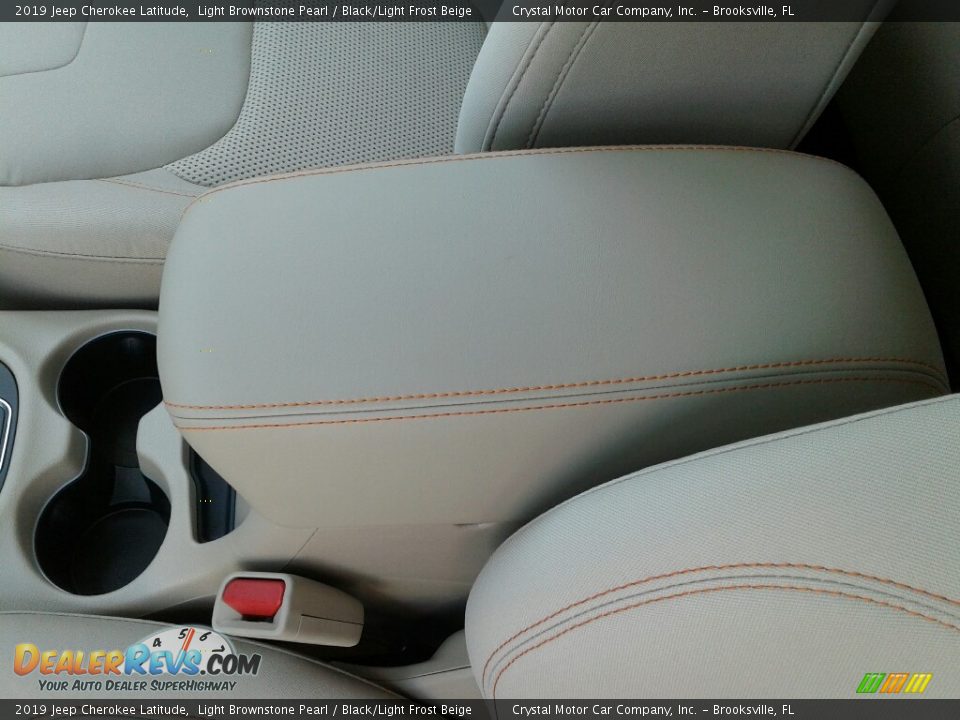 2019 Jeep Cherokee Latitude Light Brownstone Pearl / Black/Light Frost Beige Photo #18