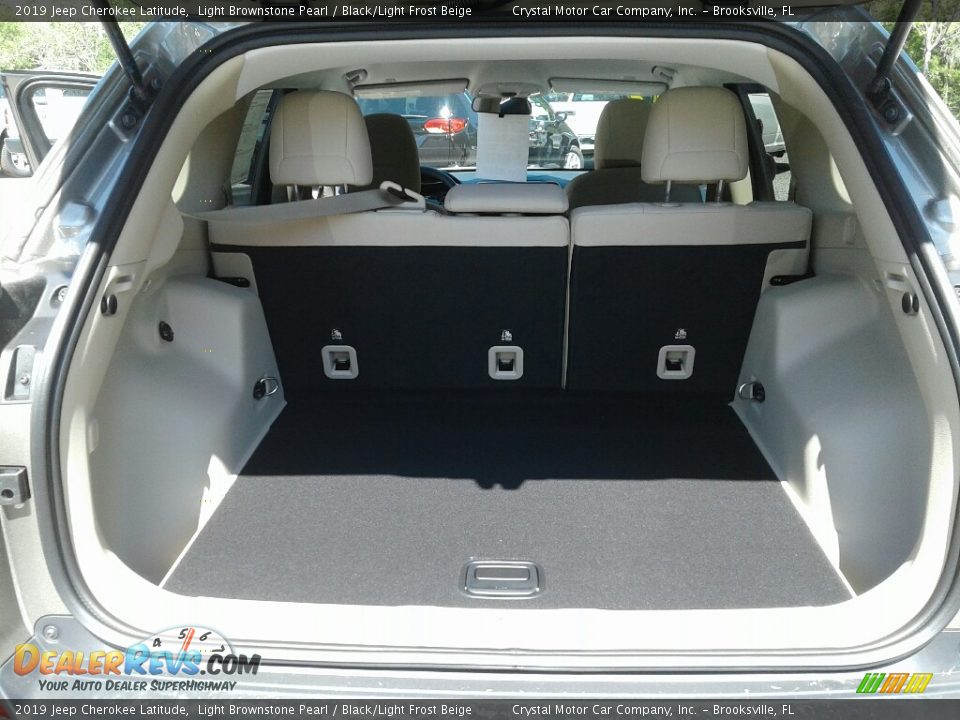 2019 Jeep Cherokee Latitude Light Brownstone Pearl / Black/Light Frost Beige Photo #19