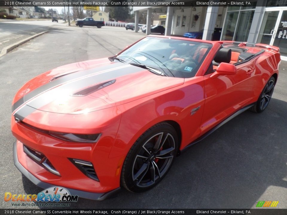 Front 3/4 View of 2018 Chevrolet Camaro SS Convertible Hot Wheels Package Photo #1