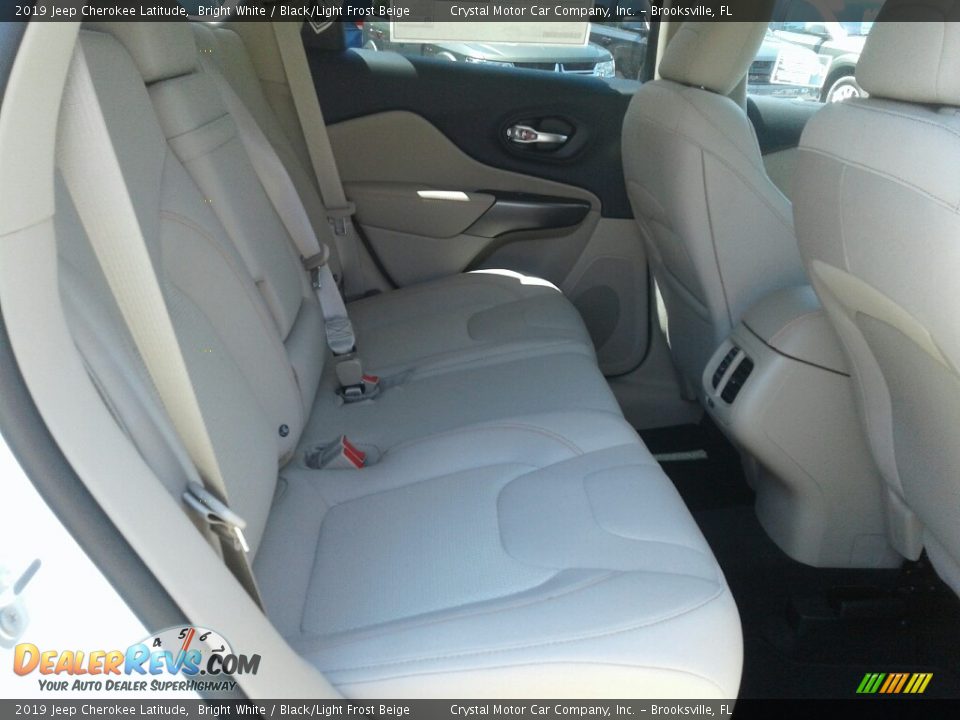 2019 Jeep Cherokee Latitude Bright White / Black/Light Frost Beige Photo #11