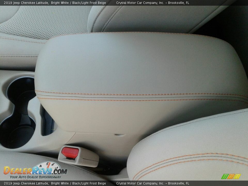 2019 Jeep Cherokee Latitude Bright White / Black/Light Frost Beige Photo #18