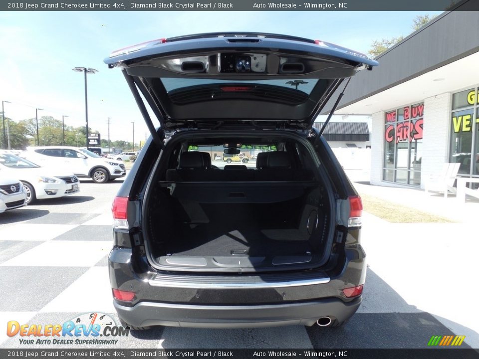 2018 Jeep Grand Cherokee Limited 4x4 Diamond Black Crystal Pearl / Black Photo #5