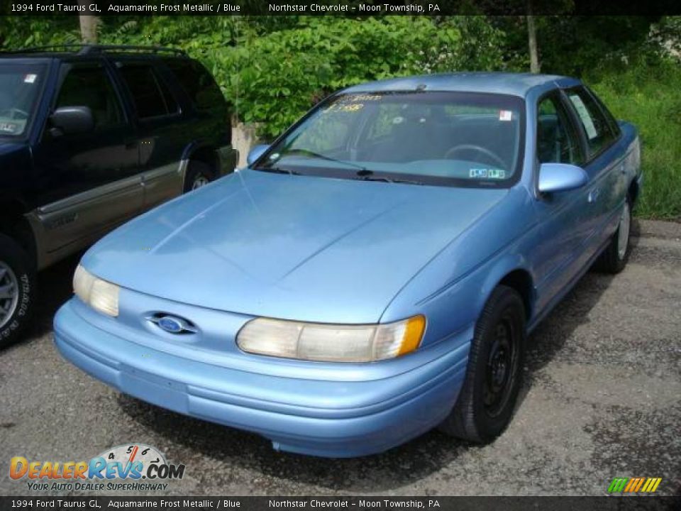 1994 Ford Taurus GL Aquamarine Frost Metallic / Blue Photo #3