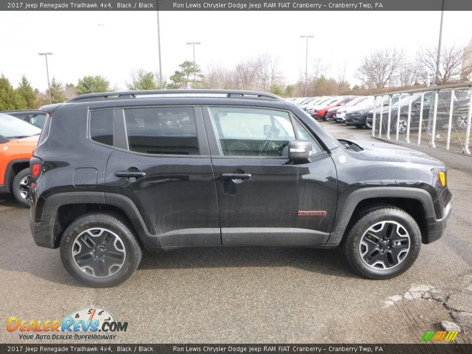 2017 Jeep Renegade Trailhawk 4x4 Black / Black Photo #6