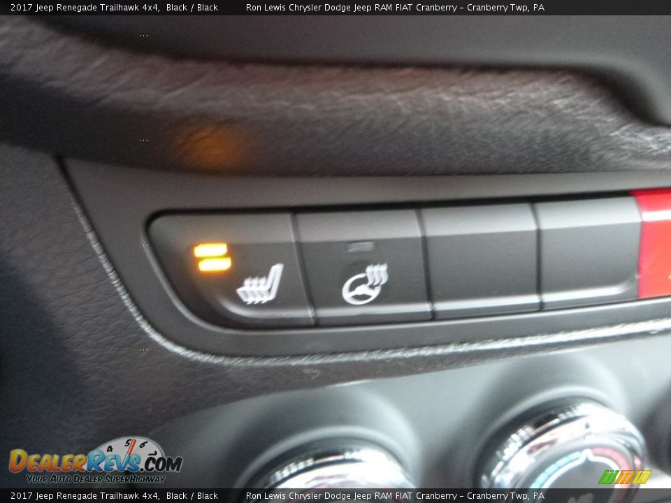 2017 Jeep Renegade Trailhawk 4x4 Black / Black Photo #18