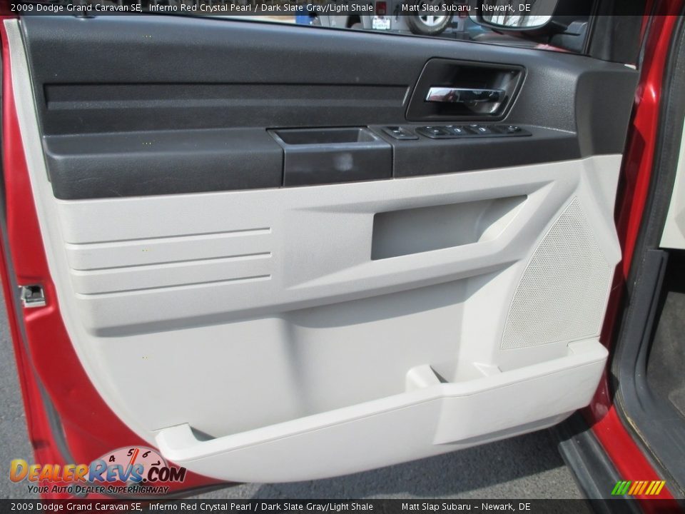 2009 Dodge Grand Caravan SE Inferno Red Crystal Pearl / Dark Slate Gray/Light Shale Photo #13