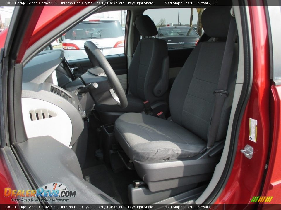 2009 Dodge Grand Caravan SE Inferno Red Crystal Pearl / Dark Slate Gray/Light Shale Photo #15