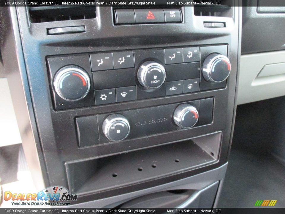 2009 Dodge Grand Caravan SE Inferno Red Crystal Pearl / Dark Slate Gray/Light Shale Photo #25