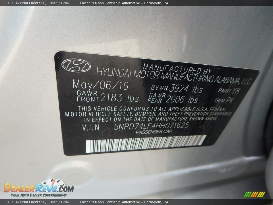 2017 Hyundai Elantra SE Silver / Gray Photo #24
