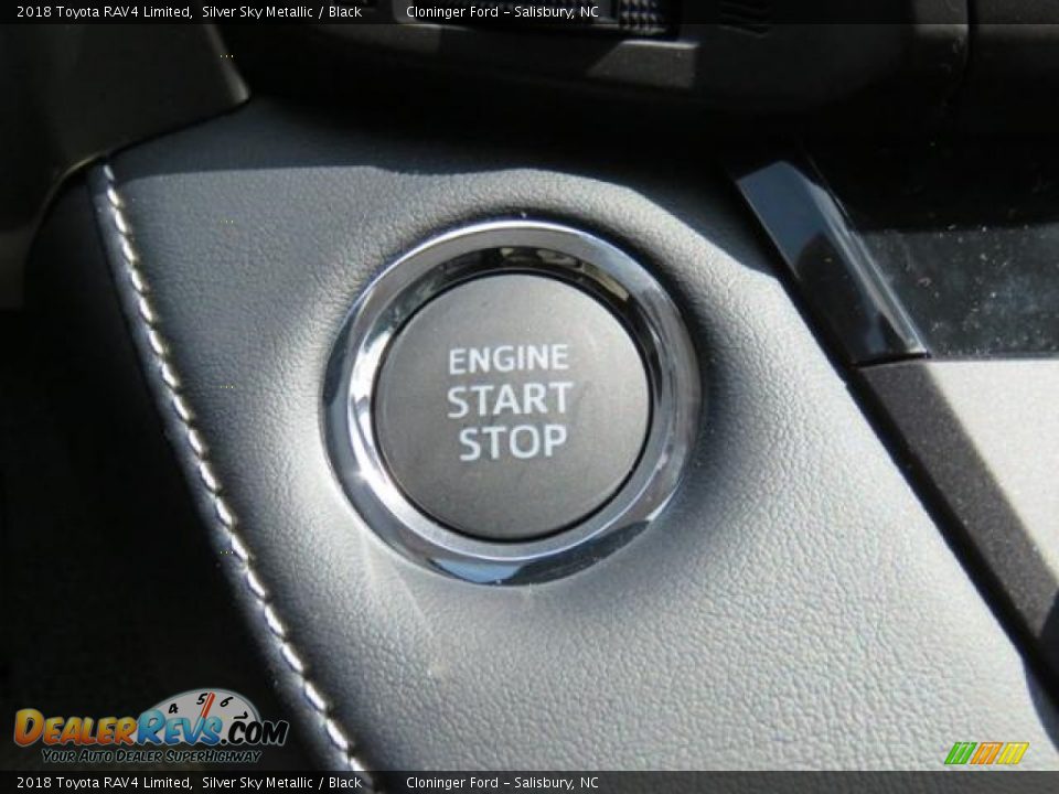 Controls of 2018 Toyota RAV4 Limited Photo #17
