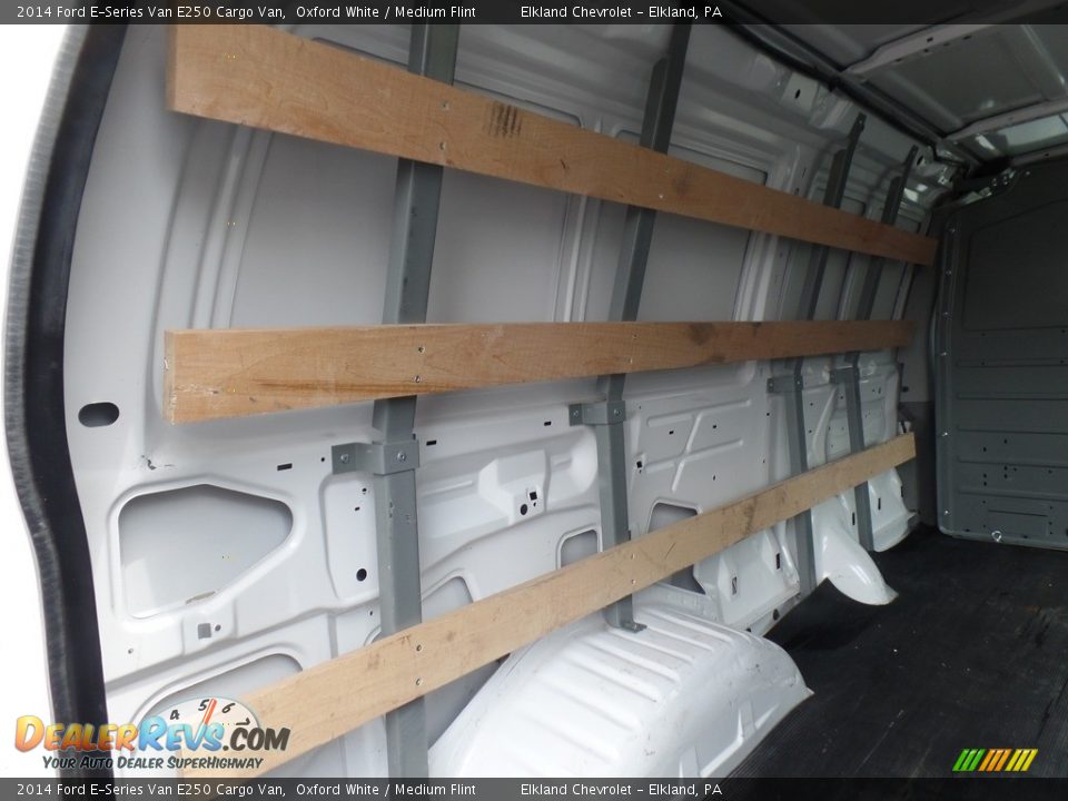2014 Ford E-Series Van E250 Cargo Van Oxford White / Medium Flint Photo #20