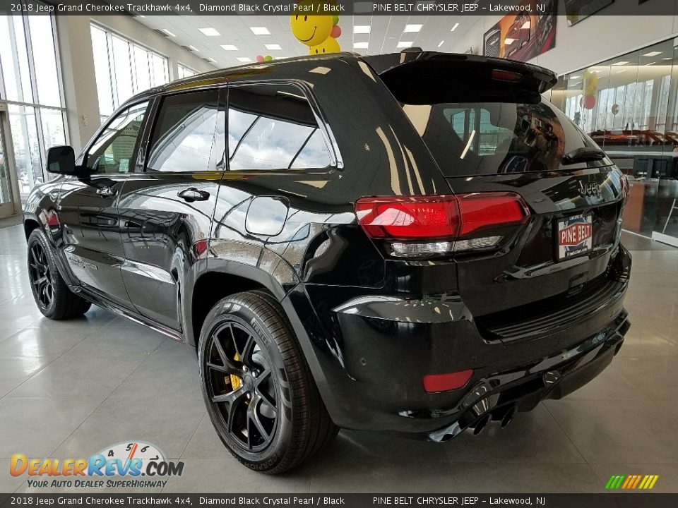2018 Jeep Grand Cherokee Trackhawk 4x4 Diamond Black Crystal Pearl / Black Photo #5