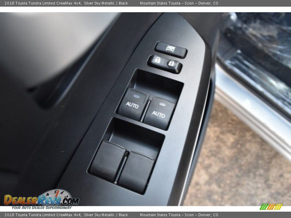 2018 Toyota Tundra Limited CrewMax 4x4 Silver Sky Metallic / Black Photo #24