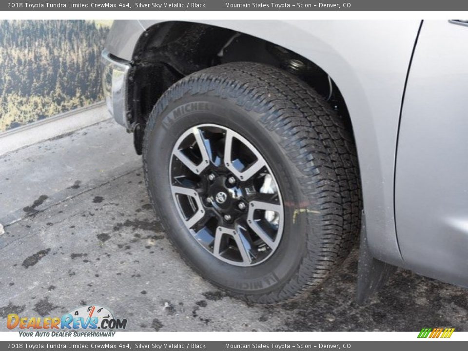 2018 Toyota Tundra Limited CrewMax 4x4 Silver Sky Metallic / Black Photo #33