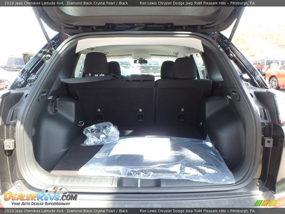 2019 Jeep Cherokee Latitude 4x4 Diamond Black Crystal Pearl / Black Photo #20