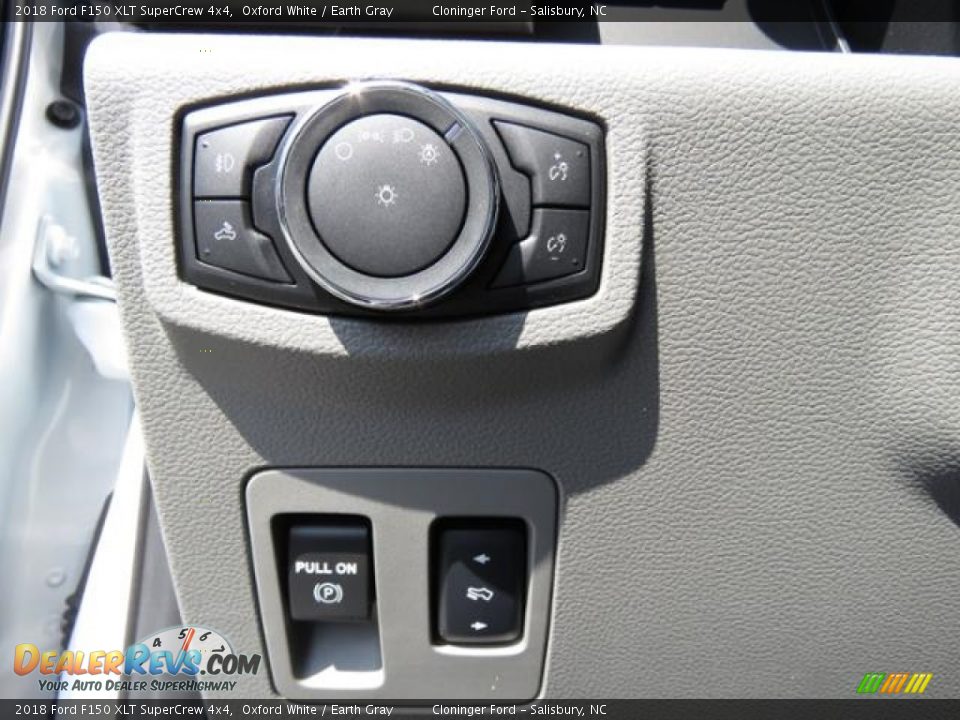 2018 Ford F150 XLT SuperCrew 4x4 Oxford White / Earth Gray Photo #24