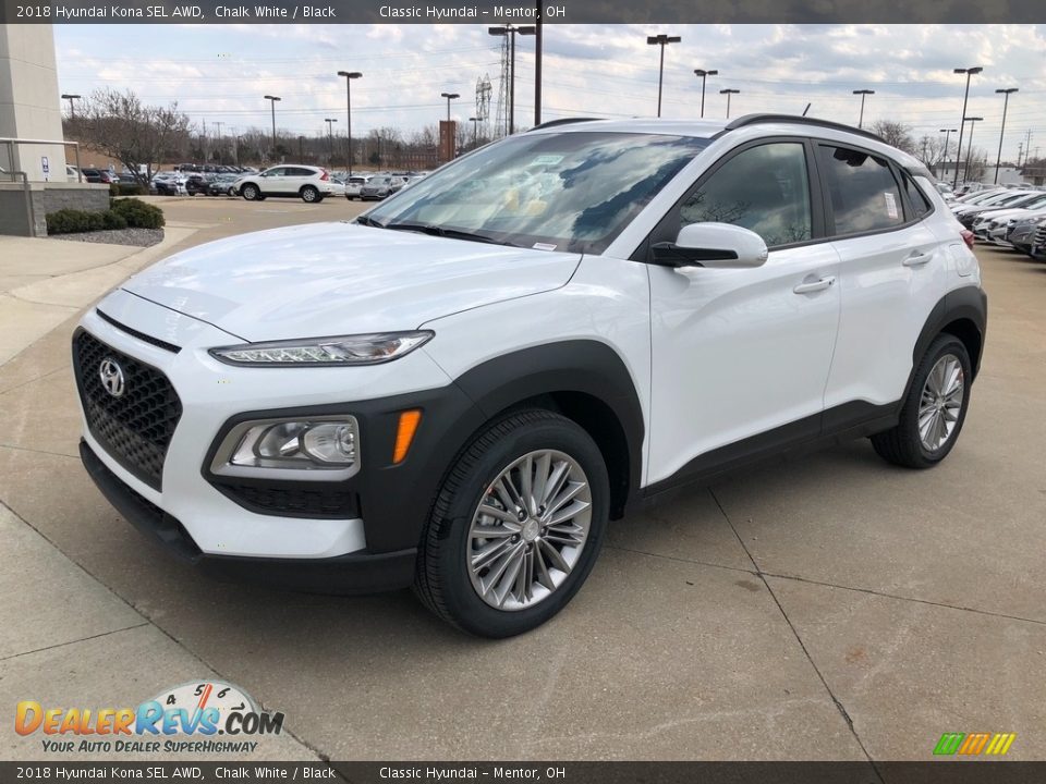 Front 3/4 View of 2018 Hyundai Kona SEL AWD Photo #1