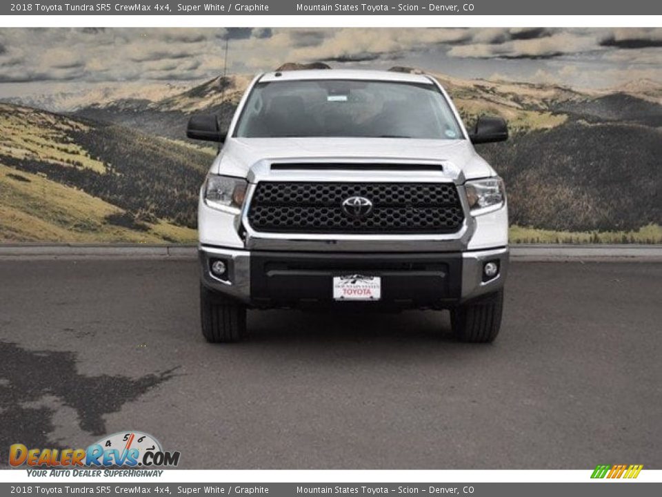 2018 Toyota Tundra SR5 CrewMax 4x4 Super White / Graphite Photo #2