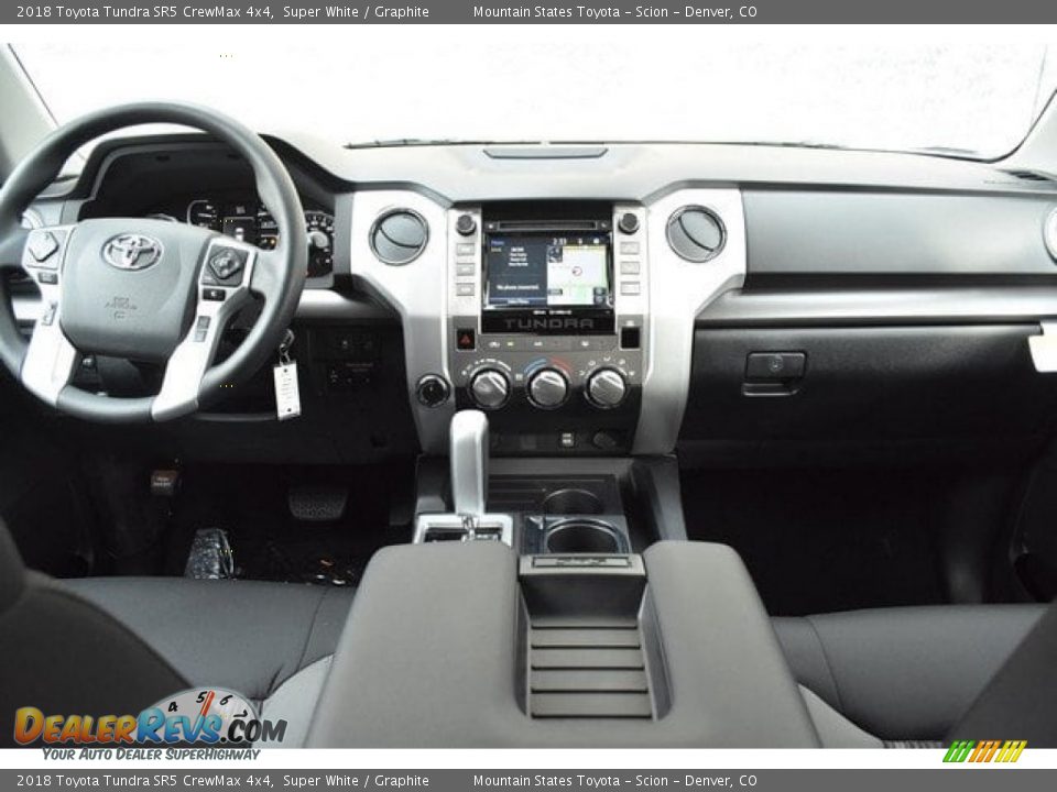 2018 Toyota Tundra SR5 CrewMax 4x4 Super White / Graphite Photo #8
