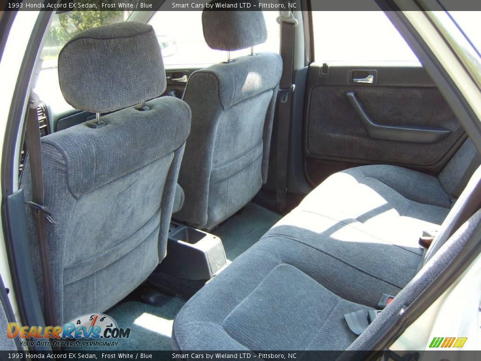 1993 Honda Accord EX Sedan Frost White / Blue Photo #13