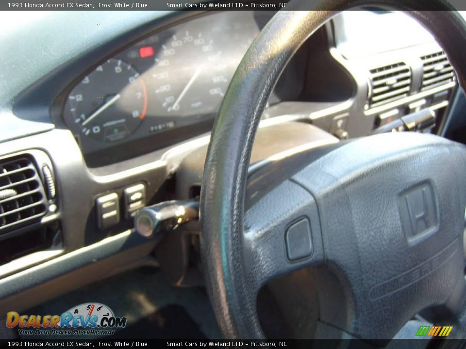 1993 Honda Accord EX Sedan Frost White / Blue Photo #20