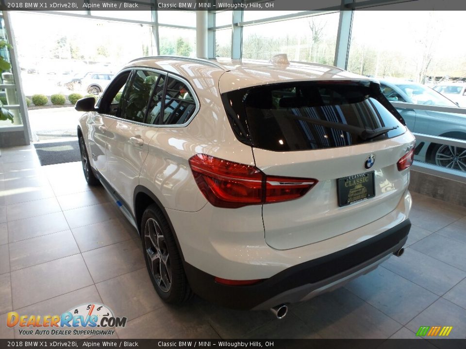 2018 BMW X1 xDrive28i Alpine White / Black Photo #2