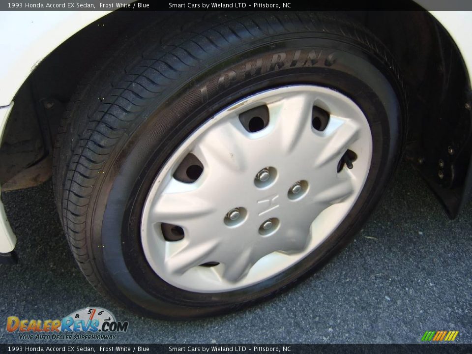 1993 Honda Accord EX Sedan Frost White / Blue Photo #25